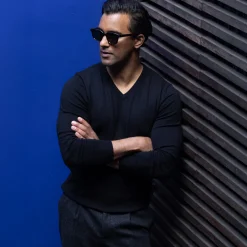 Luxury Touch Cotton and Cashmere V-Neck Sweater-Collars & Co Clearance